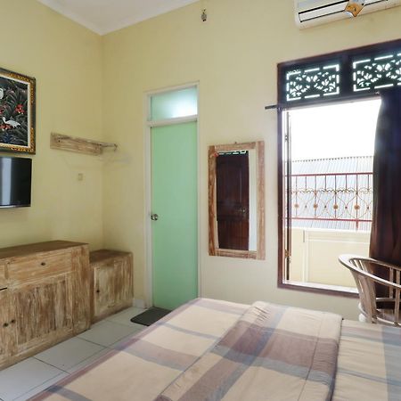 Dharma Gita Guest House Нуса-Дуа Экстерьер фото